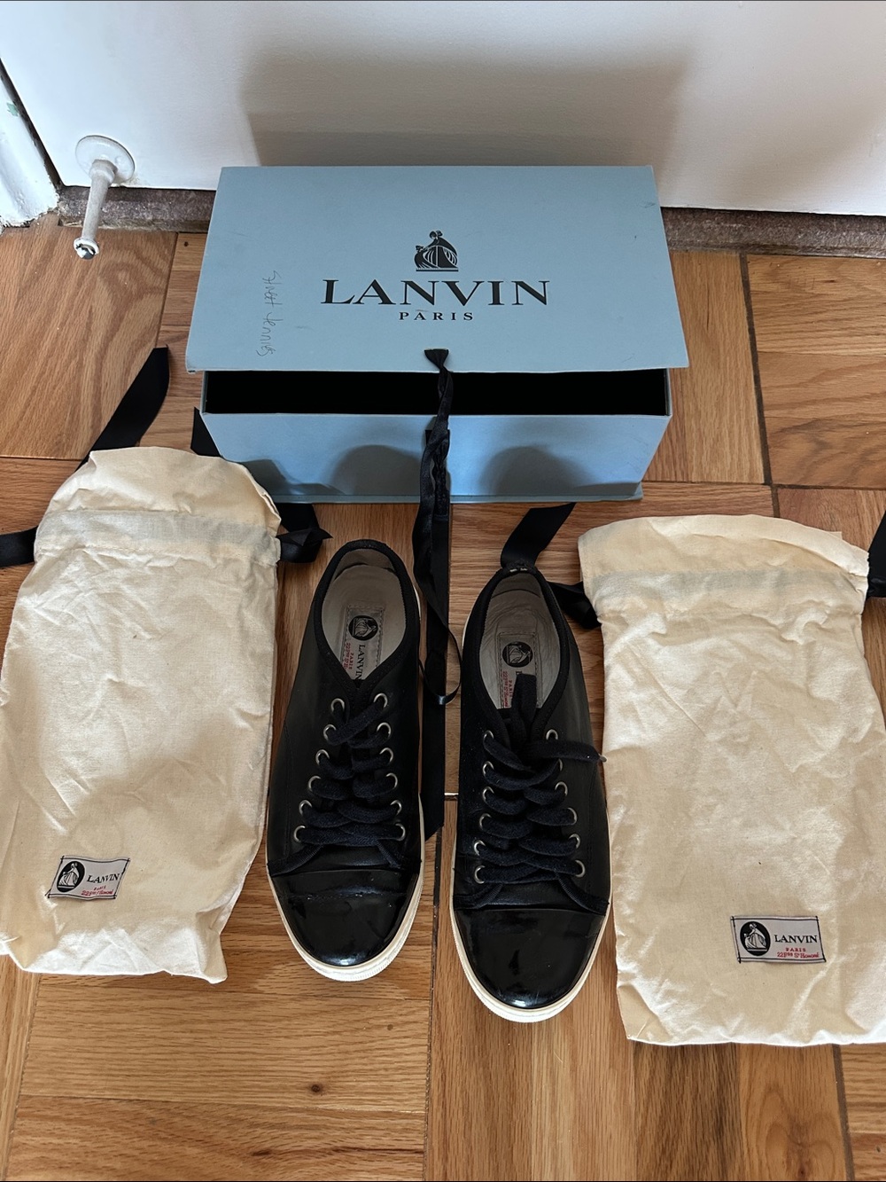 Lanvin Black Patent & Leather Low-Top Sneakers Size 37 / US 7